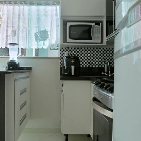 Estudio Com Ar Refrigerado A 300 M Praia Cabo Frio Bagian luar foto