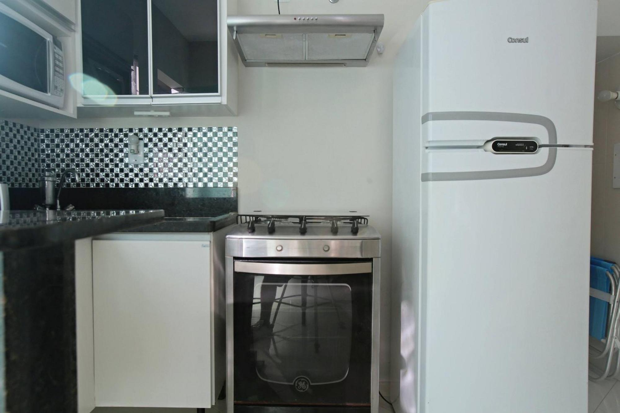 Estudio Com Ar Refrigerado A 300 M Praia Cabo Frio Bagian luar foto